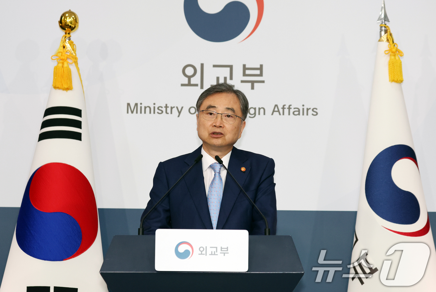 (서울=뉴스1) 김명섭 기자 = 조현 외교부 장관이 5일 오후 서울 종로구 정부서울청사 별관에서 업무보고 사후 브리핑을 하고 있다. 2026.8.5/뉴스1