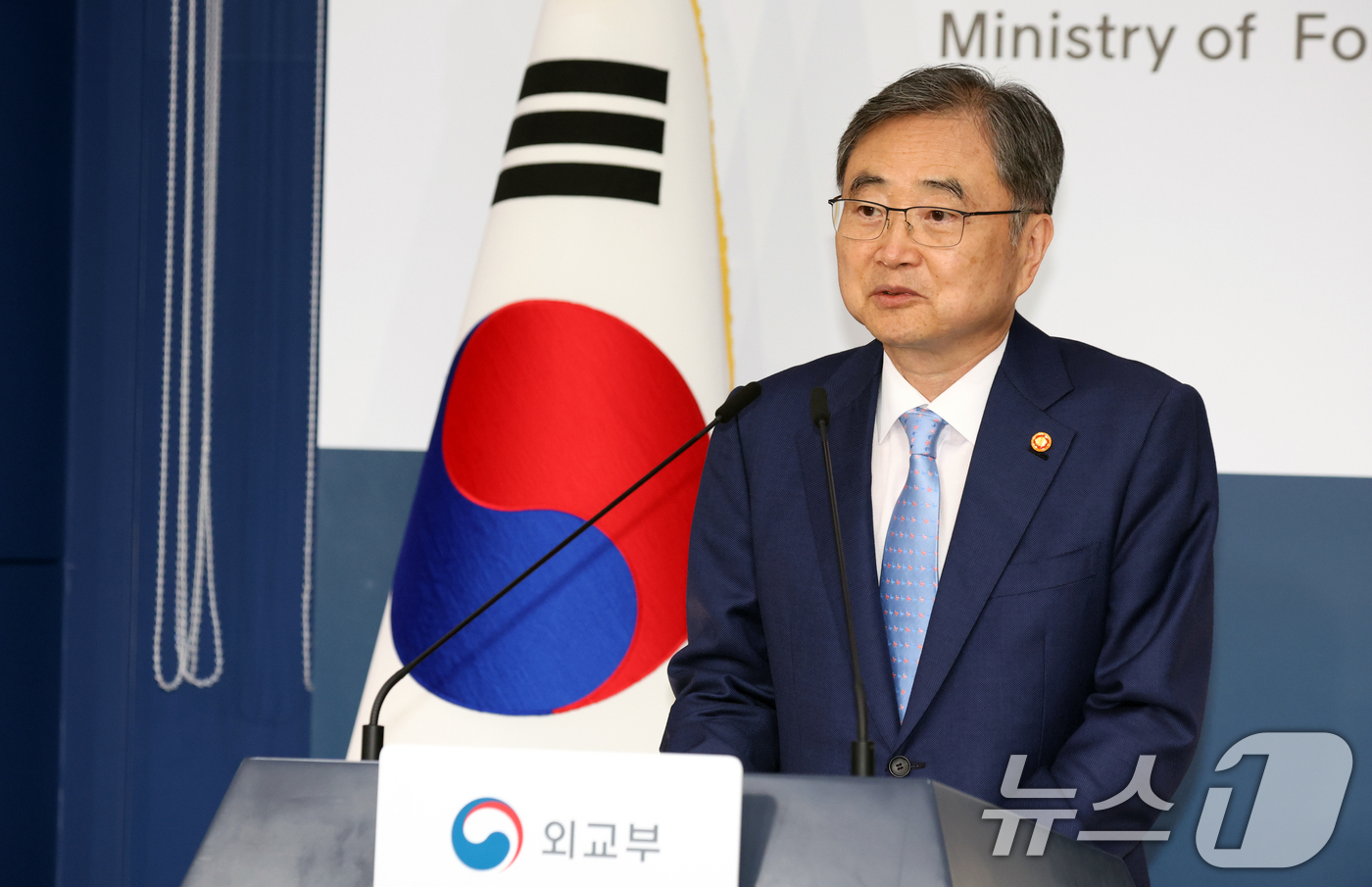 (서울=뉴스1) 김명섭 기자 = 조현 외교부 장관이 5일 오후 서울 종로구 정부서울청사 별관에서 업무보고 사후 브리핑을 하고 있다. 2026.8.5/뉴스1