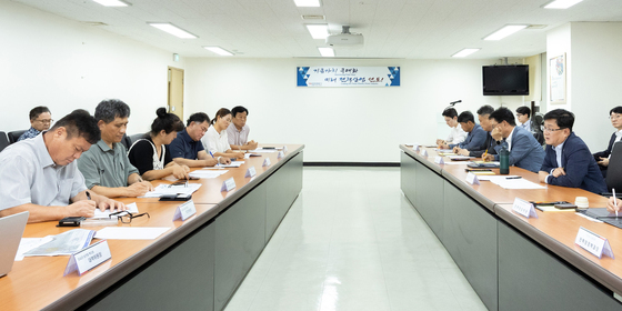 전력망 건설 대책위원회 주재하는 김성환 장관