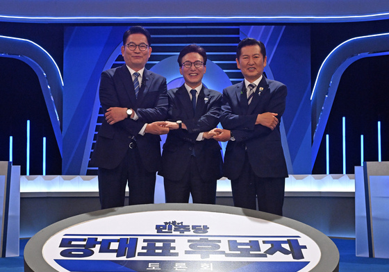 與 당권주자들 호남·수도권 표심 공략…鄭 "배신자" 金 "반명" 공방 격화