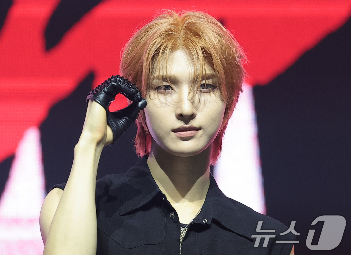 (서울=뉴스1) 권현진 기자 = 그룹 나우즈(NOWZ)의 연우가 5일 서울 광진구 예스24 라이브홀에서 열린 디지털 싱글 '아킬레스(Achilles)' 발매 쇼케이스에서 포즈를 취 …