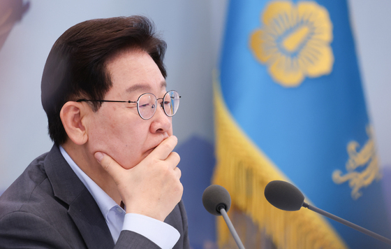 고심하는 이재명 대통령