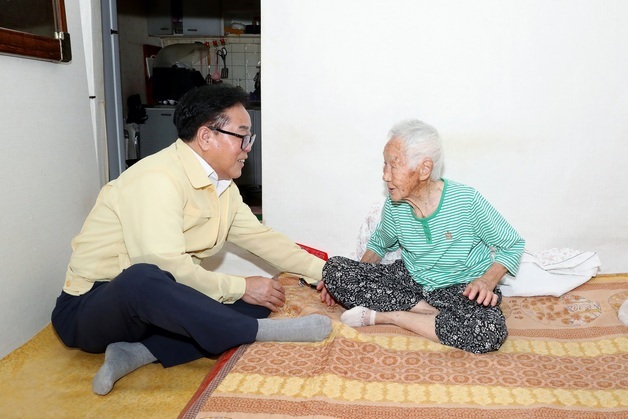 최상기 인제군수, 폭염 취약계층 현장 점검…"보호 체계 철저히 가동"