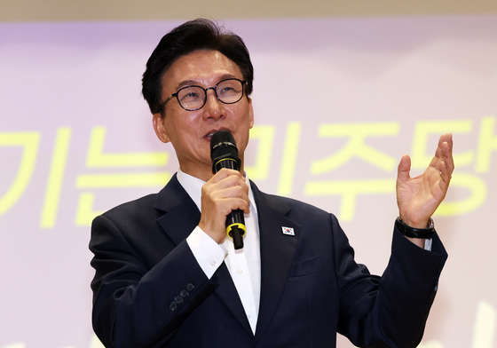 김민석 "명청갈등 없다면 총리 그만뒀겠나…유시민에 침묵 비상식"