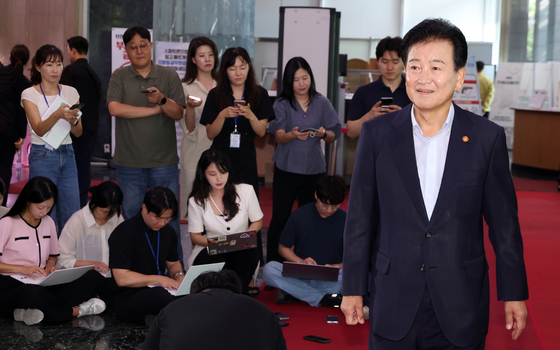 정동영 장관 업무보고 도어스태핑