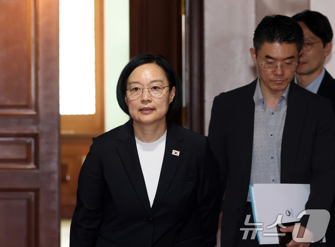 (서울=뉴스1) 김명섭 기자 = 한성숙 국무총리가 6일 오전 서울 종로구 세종대로 정부서울청사에서 열린 국가정책조정회의에 참석하고 있다.  2026.8.6/뉴스1