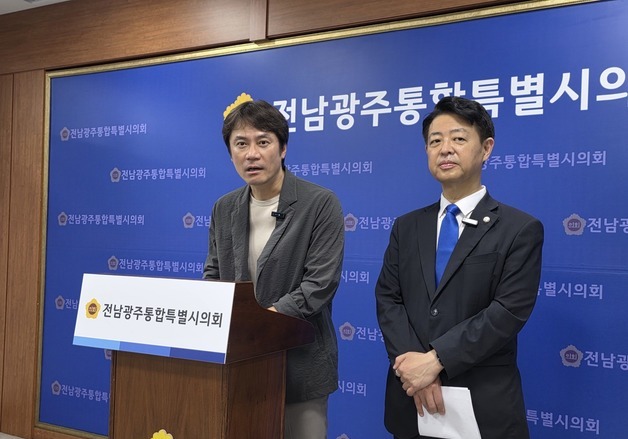 '역사유튜버' 황현필 "민주당 분열, 조선 붕당정치와 다름 없어"