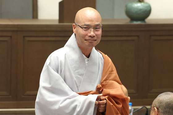 퇴우 정념스님 기자회견 참석한 경우 스님