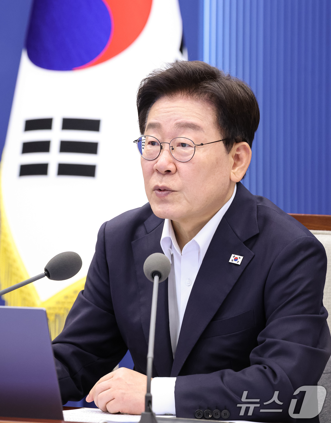 (서울=뉴스1) 이재명 기자 = 이재명 대통령이 6일 청와대에서 열린 수석보좌관회의에서 발언을 하고 있다. (청와대통신사진기자단) 2026.8.6/뉴스1
