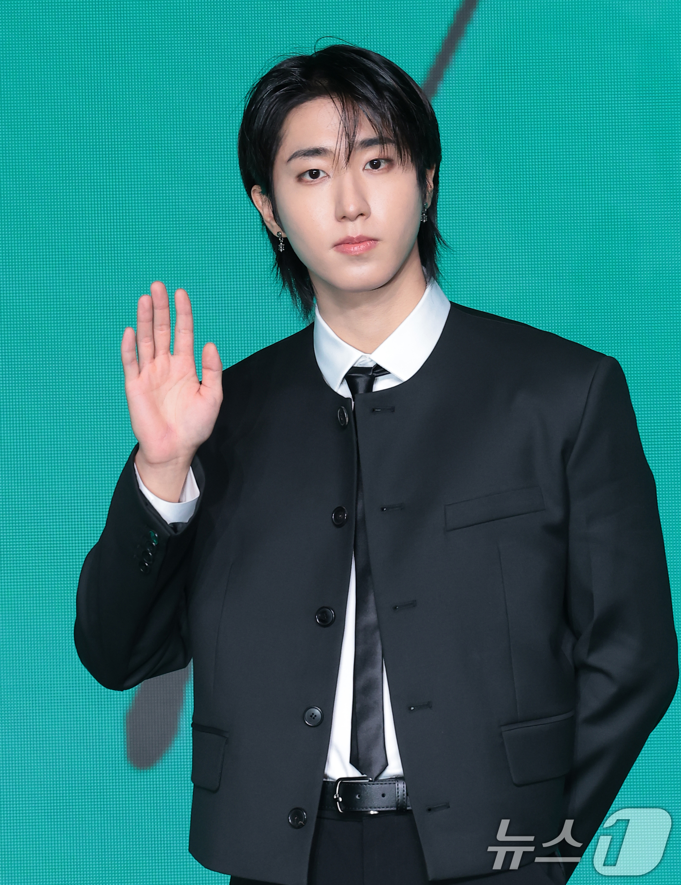 (서울=뉴스1) 권현진 기자 = 그룹 스트레이 키즈(Stray Kids)의 한이 6일 서울 영등포구 콘래드 서울에서 열린 새 미니앨범 'THIS & THAT'(디스 앤드 댓) 발매 …