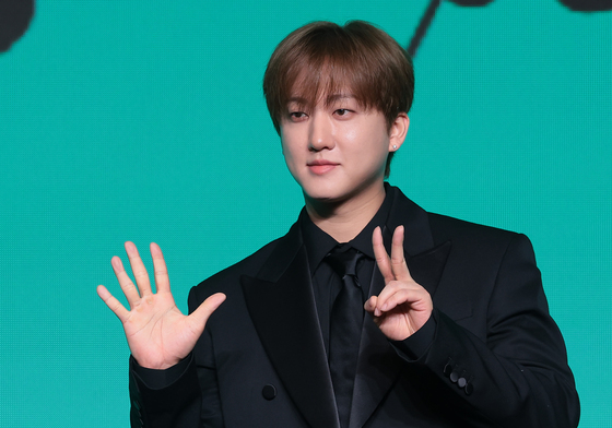 창빈, 개구쟁이 포즈