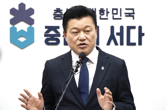 충북도 보좌관 내정 경무관 '뇌물 전과에  업무방해' 전력까지