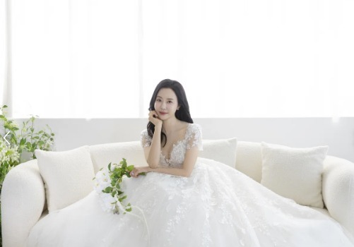 배우 반민정, 9월의 신부된다…비연예인 연인과 백년가약