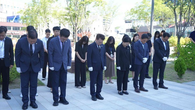 춘천시,'5명 사망 1명 실종' 의암호 선박사고 6주기 추모