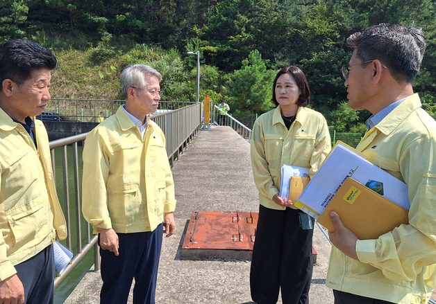 '폭염에 가뭄'…민형배 시장, 농업용수 공급 상황 점검