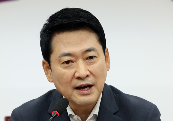 장동혁 "국민 피해 막대…이런 대통령 4년 더 봐야 하나"