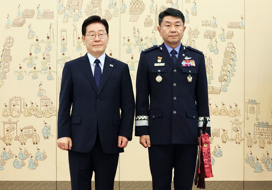 이재명 대통령, 박흥재 공군사관학교장 상점검 수여