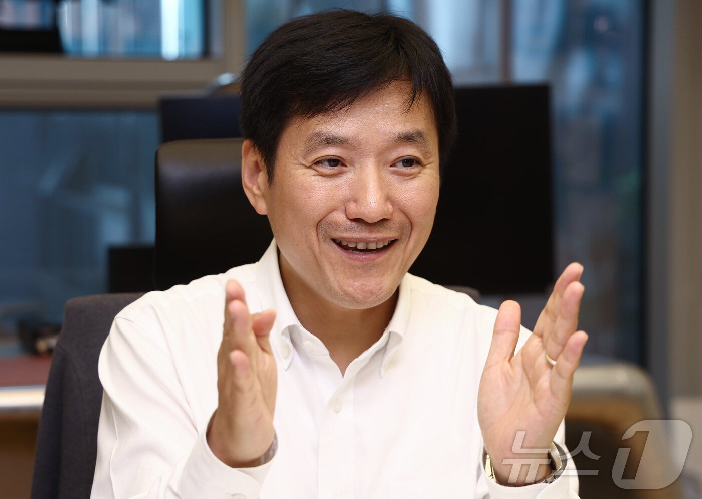 본문 이미지 - 서울성모병원 류마티스내과 교수인 주지현 입셀 대표가 7일 서울 서초구 가톨릭대  옴니버스파크 입셀 사무실에서 뉴스1과 인터뷰를 하고 있다. 2026.8.7 ⓒ 뉴스1 김민지 기자