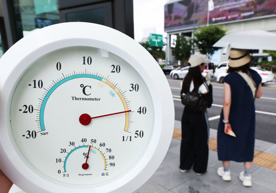 울산 북구, 경로당 무더위쉼터 8곳 밤 9시까지 연장…가뭄 농가엔 살수차
