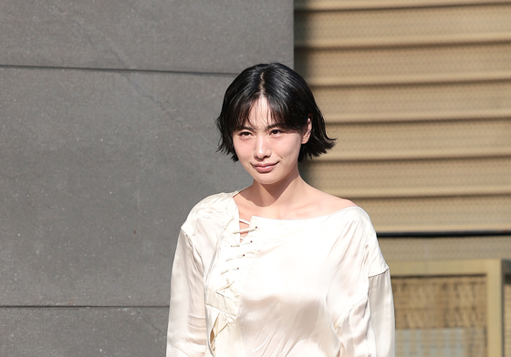 나나, 청담동 런웨이