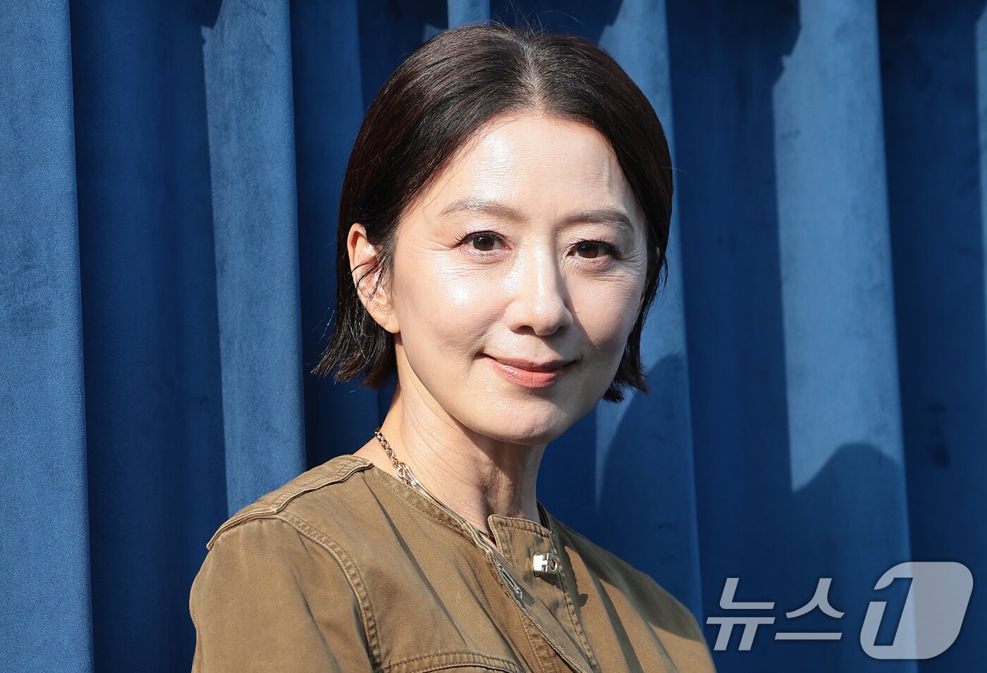 김희애, 세월 거스르는 미모