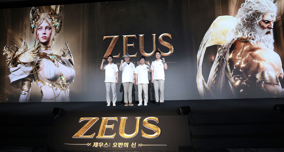 컴투스 신작 MMORPG '제우스: 오만의 신' 파이팅