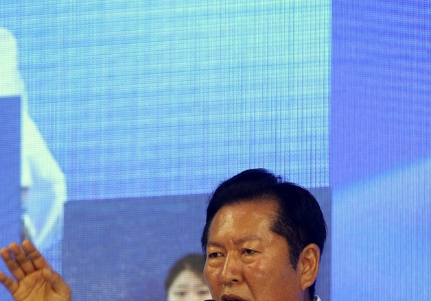 정견발표 하는 정청래 민주당 당대표 후보