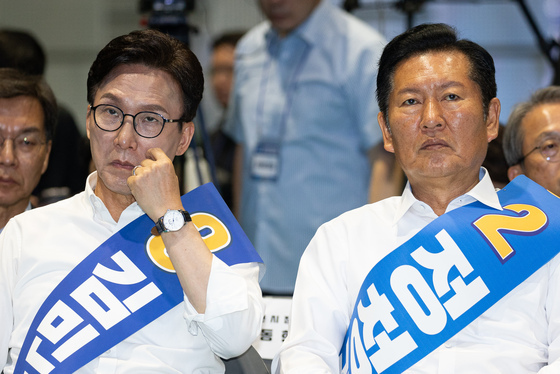 與당권주자들, '李지지율' 공방…"60% 회복" "정청래론 더 어려워"