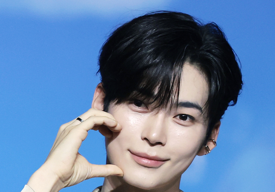 성한빈, 왕자님 볼하트