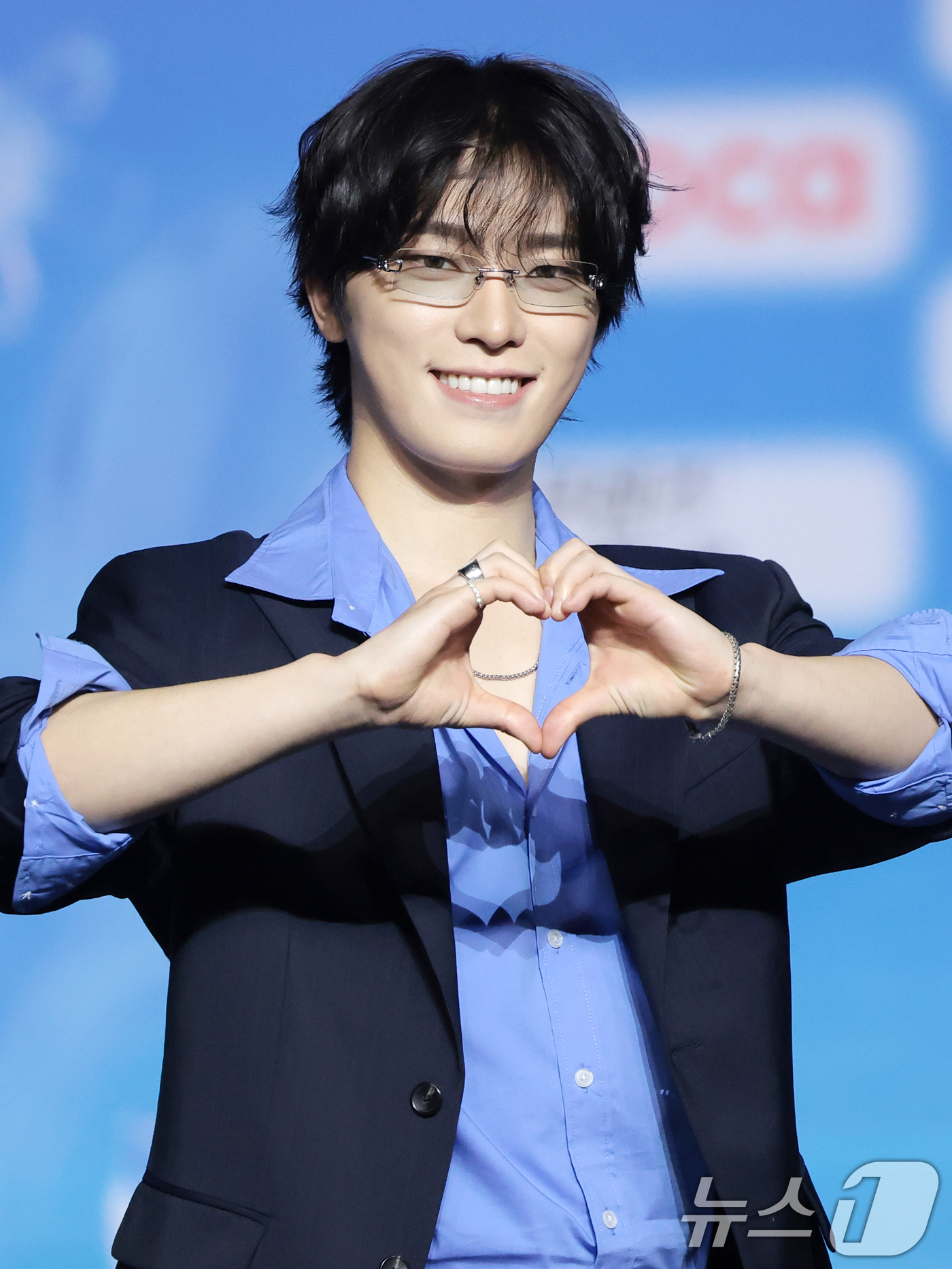 (고양=뉴스1) 권현진 기자 = 피철인(세븐틴 디노)가 9일 경기도 고양시 일산 킨텍스에서 열린 ‘2026 SBS 가요대전 Summer’ 블루카펫 행사에 참석해 포즈를 취하고 있다 …