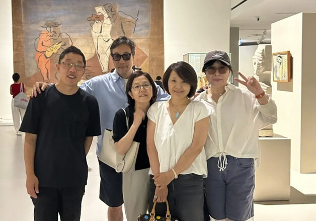 김제동, 슬림해진 근황…이문세·노사연과 전시회 회동 [N샷]