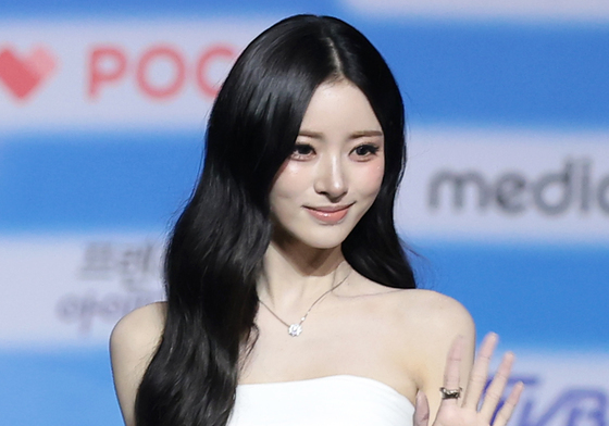 안나, 순백의 눈부심