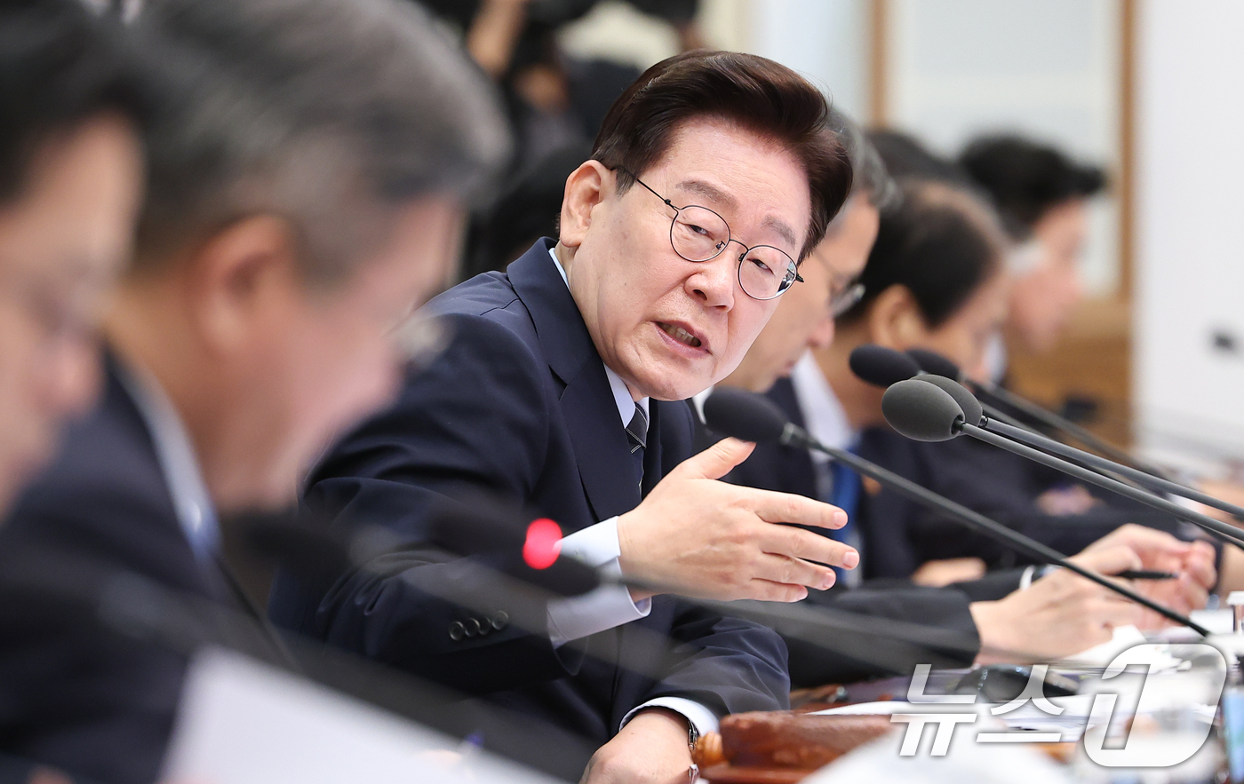 (서울=뉴스1) 이재명 기자 = 이재명 대통령이 1일 청와대에서 열린 국무회의에서 발언하고 있다. 2026.9.1/뉴스1