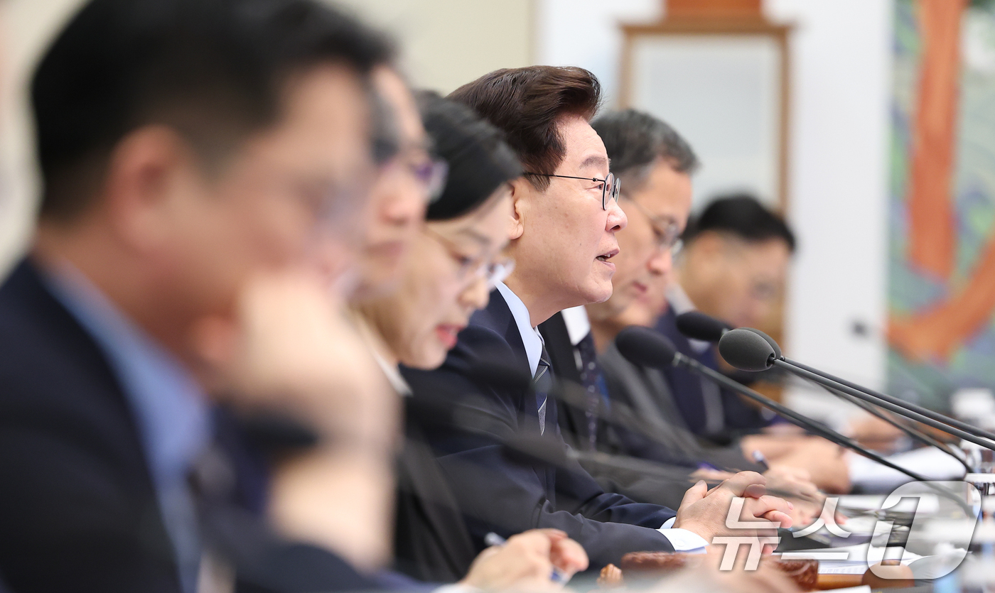(서울=뉴스1) 이재명 기자 = 이재명 대통령이 1일 청와대에서 열린 국무회의에서 발언하고 있다. 2026.9.1/뉴스1