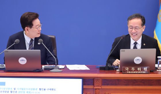 李대통령 "추석 물가 못 잡으면 지명 취소"…이형일 후보자에 뼈 있는 농담
