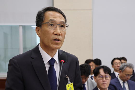 李정부 출범 후 경찰 이끈 유재성 떠난다…"국민 질책 겸허히 받아야"