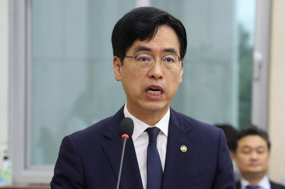 인사말하는 김민재 차관