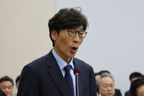 인사말하는 송상교 위원장