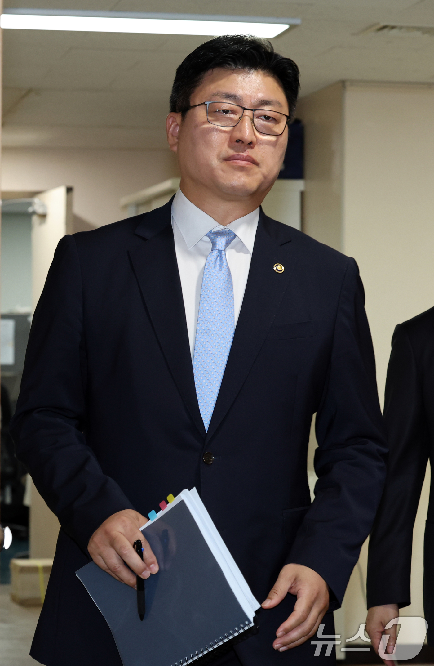 (서울=뉴스1) 이종덕 기자 = 남제헌 해양수산부 차관이 1일 서울 종로구 정부서울청사에서 2027년도 해수부 예산안 브리핑을 하고 있다. 해수는 2027년도 정부 예산안을 8조 …