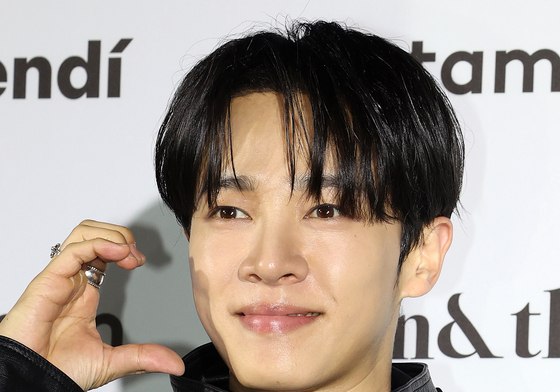 하이라이트 이기광, 변치 않는 미소
