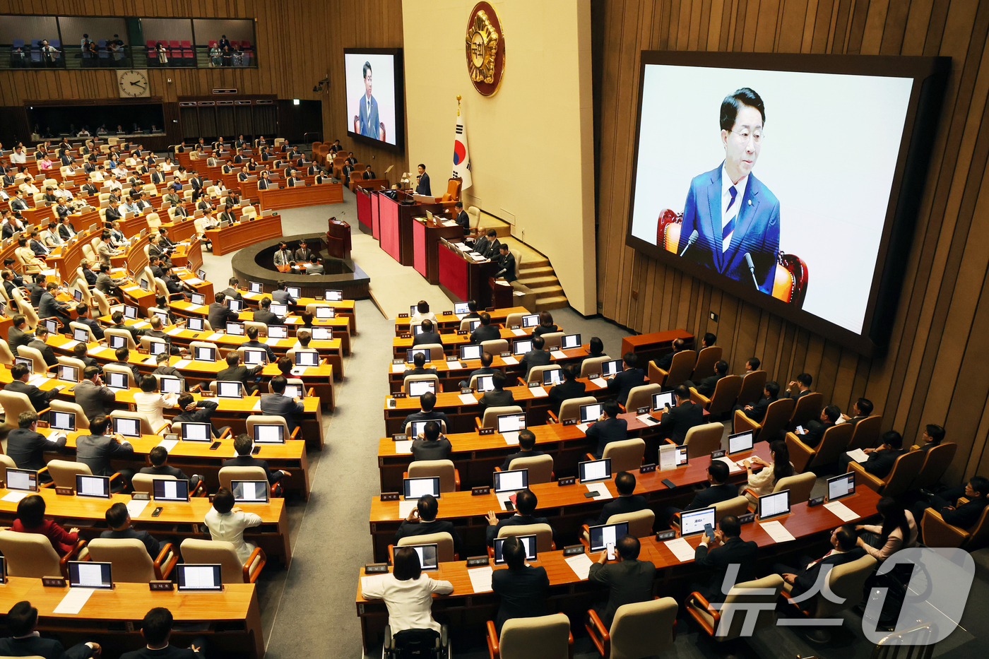 (서울=뉴스1) 황기선 기자 = 조정식 국회의장이 1일 서울 여의도 국회에서 열린 제439회국회(정기회) 개회식에서 개회사를 하고 있다. 2026.9.1/뉴스1