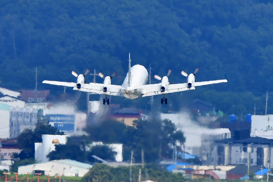 '이륙 6분 만에 추락' P-3CK 해상초계기, 15개월 만에 시범비행