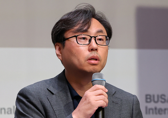 세부 계획 소개하는 정한석 집행위원장