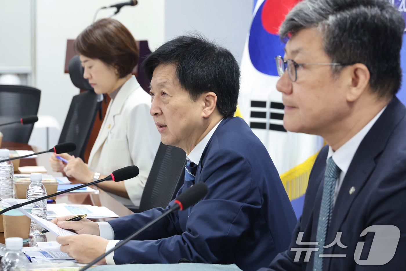 (서울=뉴스1) 신웅수 기자 = 오기형 더불어민주당 서울시당 주택공급정책특별위원장이10일 서울 여의도 국회 의원회관에서 열린 청년·신혼부부 주거 정책 토론회에서 발언하고 있다. 2 …