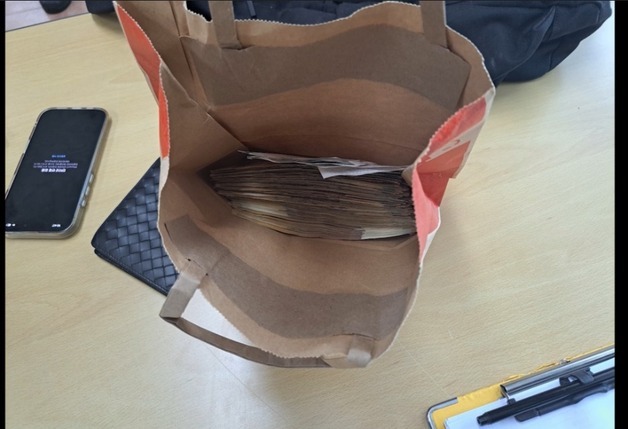 군 복무 중 적금 1000만 원 날릴 뻔…ATM 안내문이 막았다