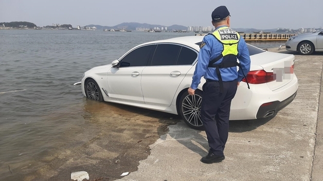군산해경, 대조기 안전사고 '주의보' 발령…"침수·고립 주의"