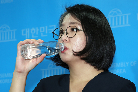 한동훈, 용혜인 기자회견에 "나만 버린다고 억울해 말라, 김승원 장관 못해"
