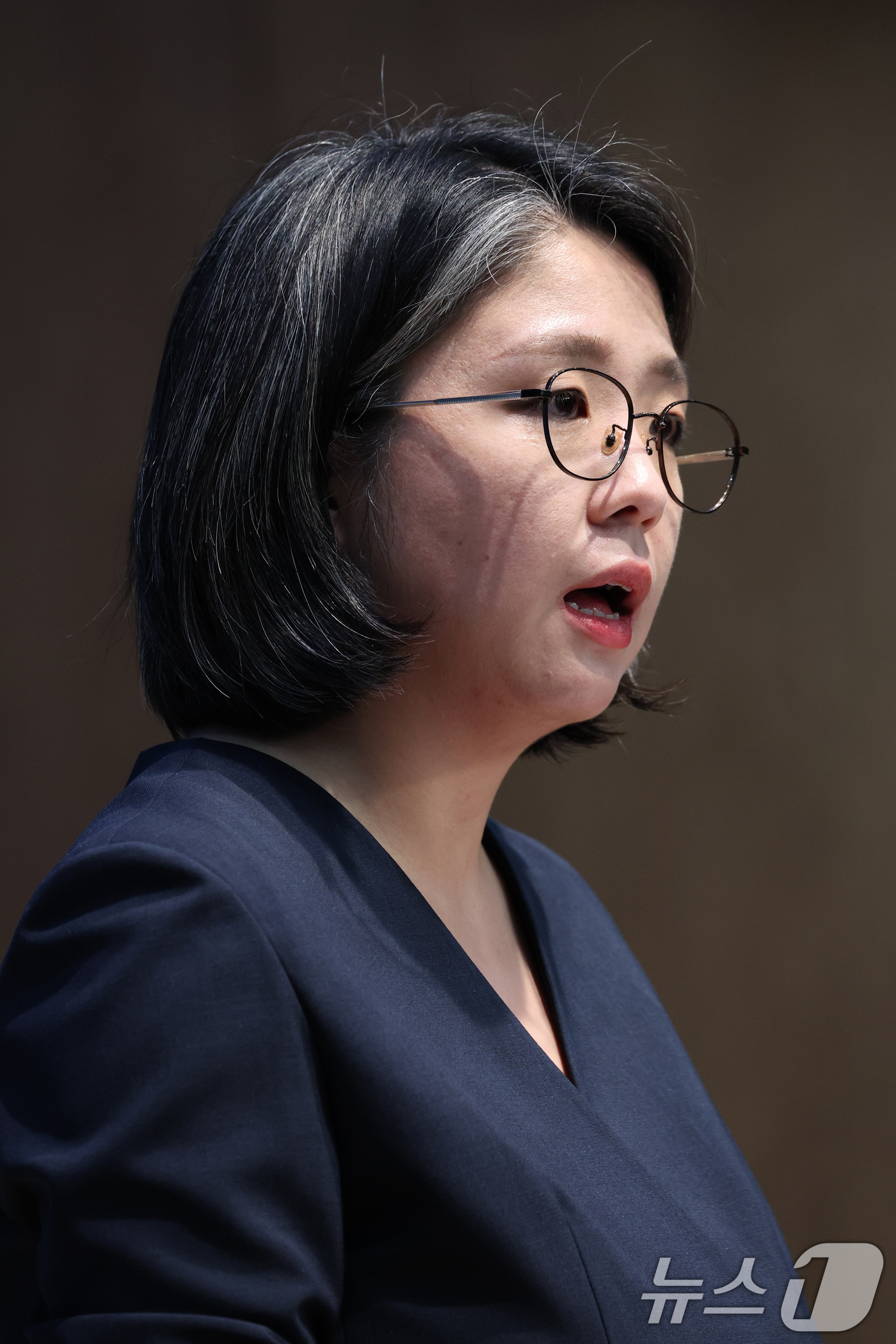 (서울=뉴스1) 황기선 기자 = 용혜인 성평등가족부 장관 후보자가 10일 서울 여의도 국회 소통관에서 입장 발표를 하고 있다. 2026.9.10/뉴스1