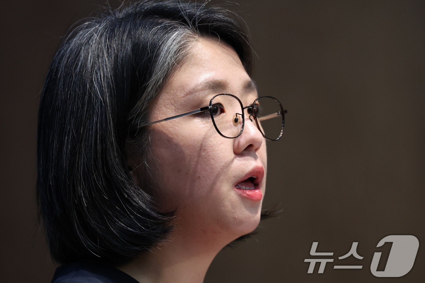 (서울=뉴스1) 황기선 기자 = 용혜인 성평등가족부 장관 후보자가 10일 서울 여의도 국회 소통관에서 입장 발표를 하고 있다. 2026.9.10/뉴스1