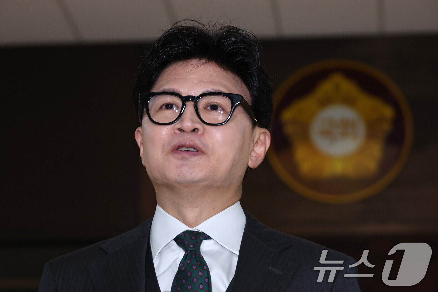 본문 이미지 - 한동훈 무소속 의원이 10일 서울 여의도 국회에서 취재진의 질의에 답변하고 있다. 2026.9.10 ⓒ 뉴스1 신웅수 기자